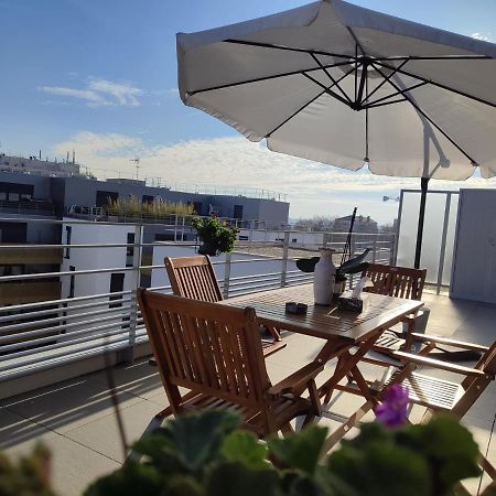 Parc Expo Prte D'Orleans Orly Cdg Terrasse Parking Apartment Bagneux  Exterior photo